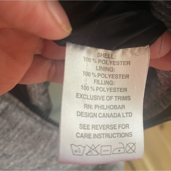 Cambridge Dry Goods 
Grey puffer vest 
Side XL - Picture 5 of 7